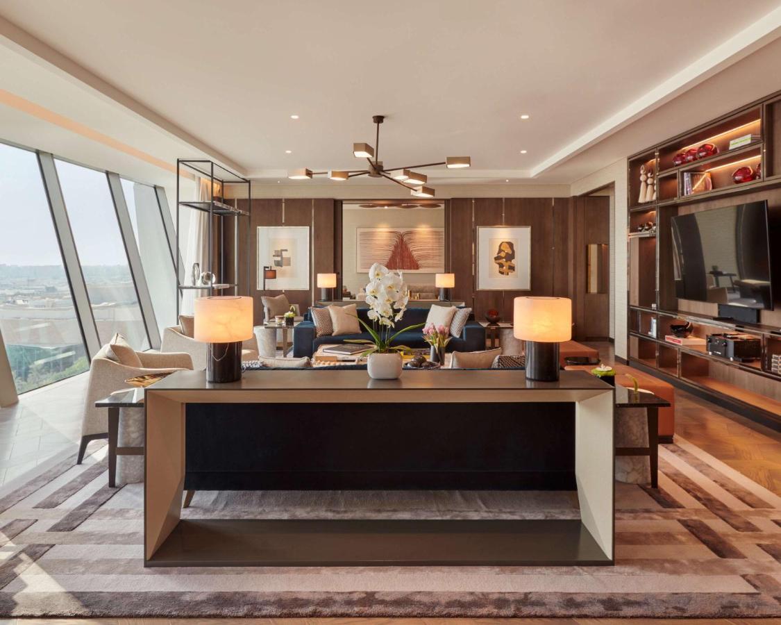 Grand Hyatt Kuwait Hotel Кувейт Екстериор снимка The living room of a Sky Residence