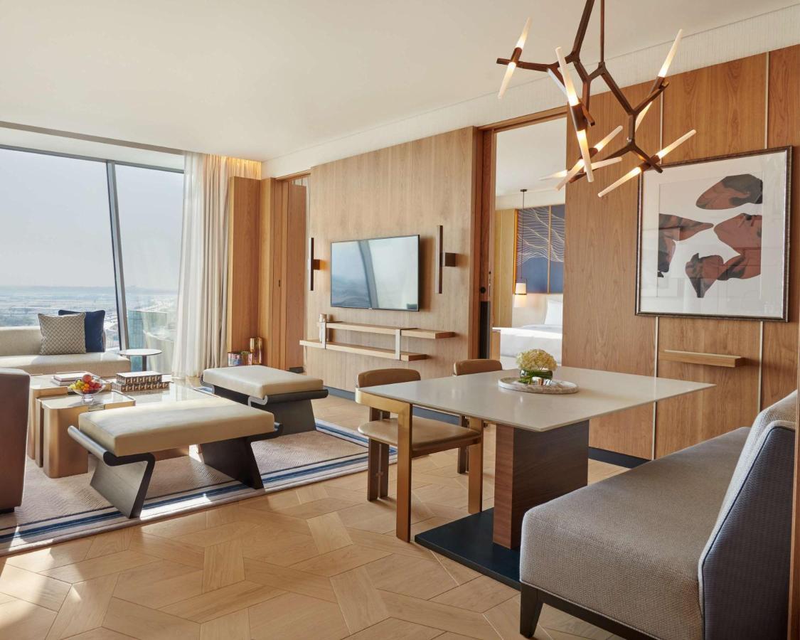 Grand Hyatt Kuwait Hotel Кувейт Екстериор снимка A suite at the hotel