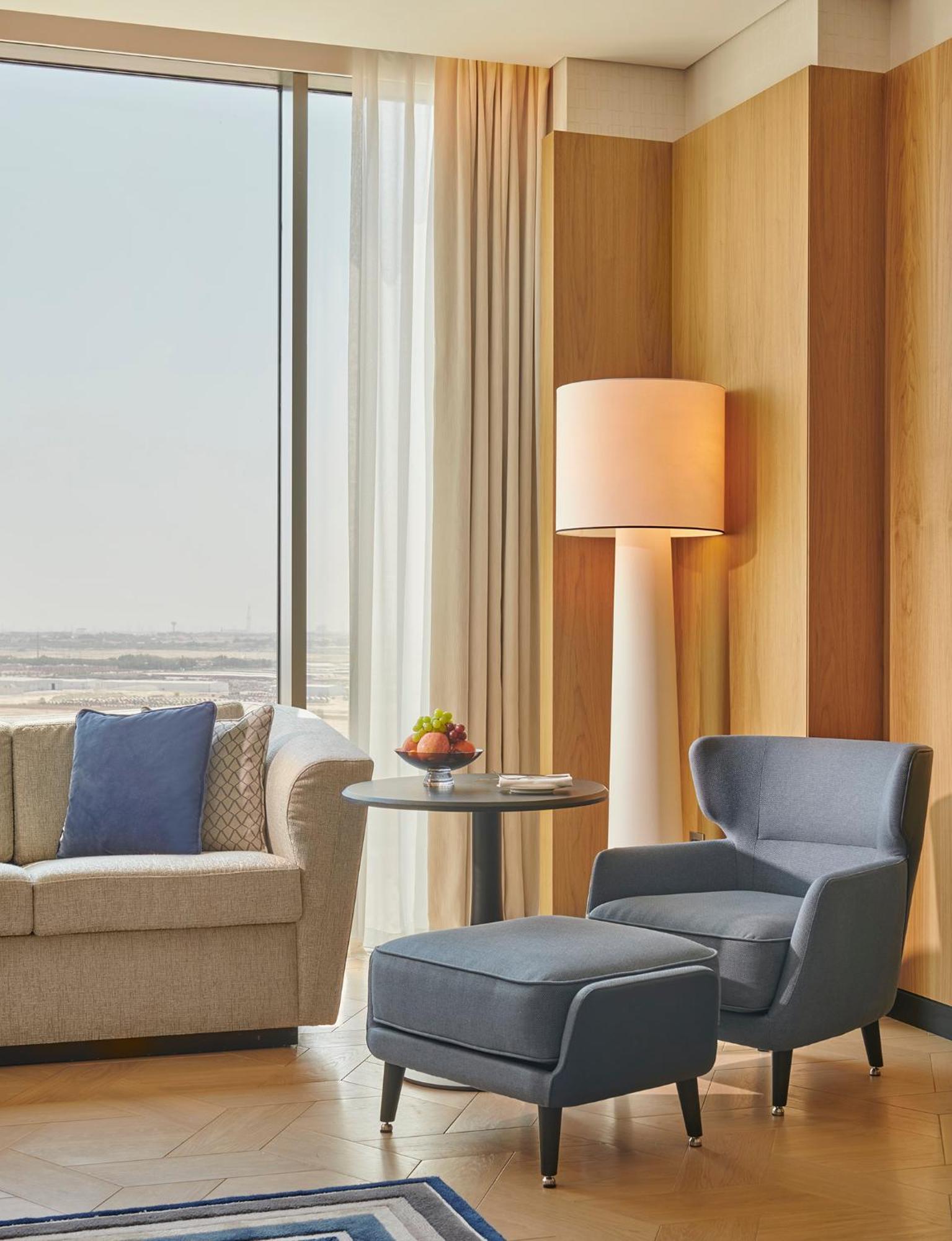 Grand Hyatt Kuwait Hotel Кувейт Екстериор снимка A floor lamp